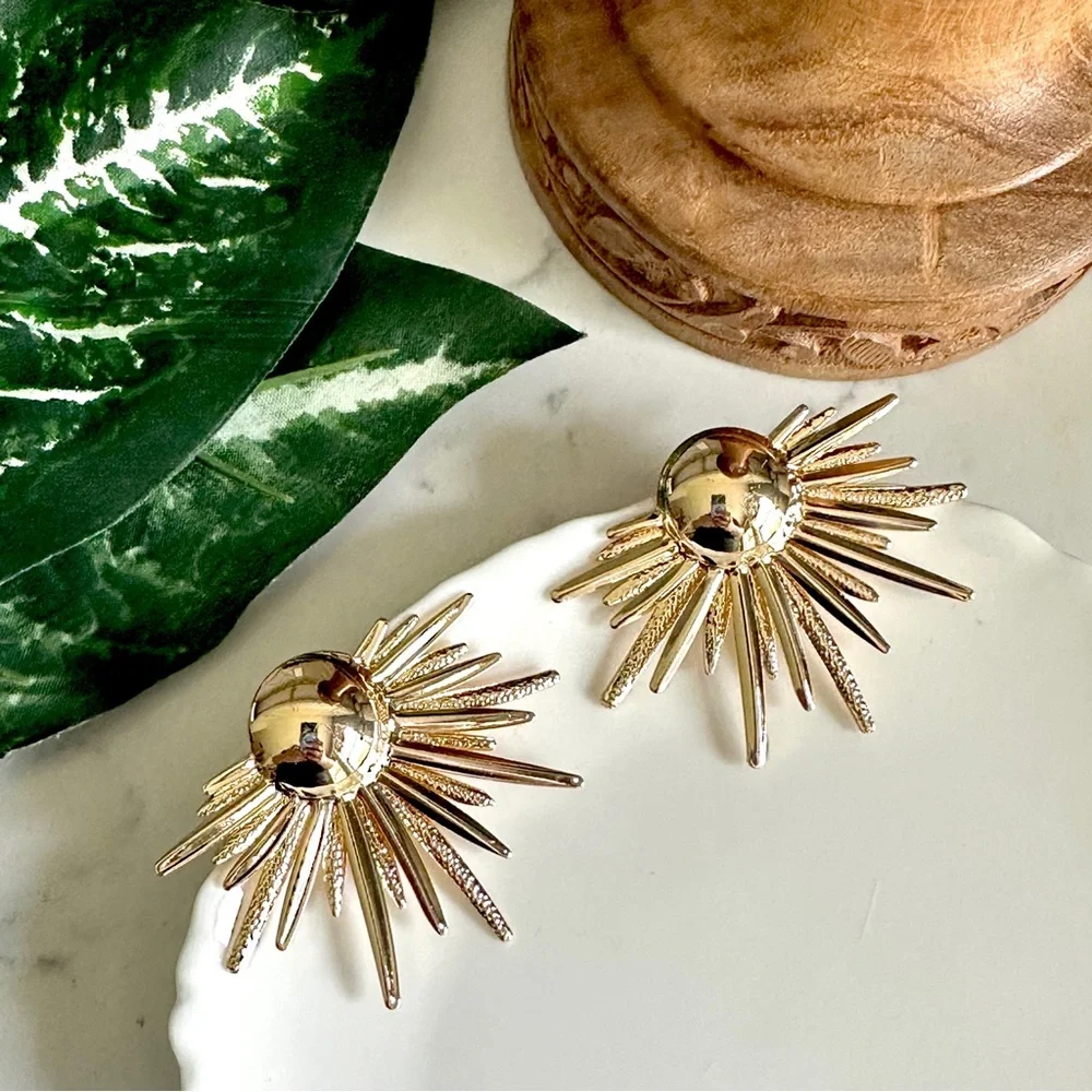 2/$30🌵 Gold Sunburst Earrings Starburst MCM Egyptian Style Art Deco Boho NEW